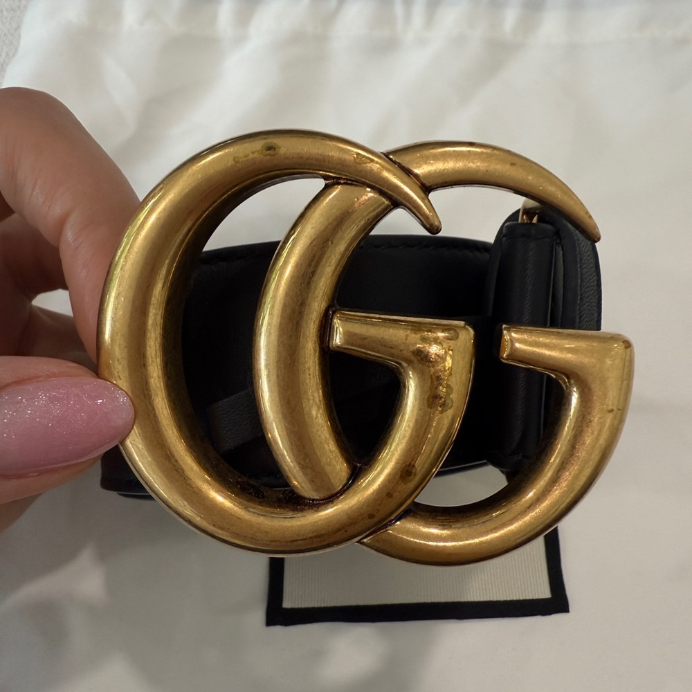 Gucci Black Belt with Gold Hardware - Picture 4 of 4